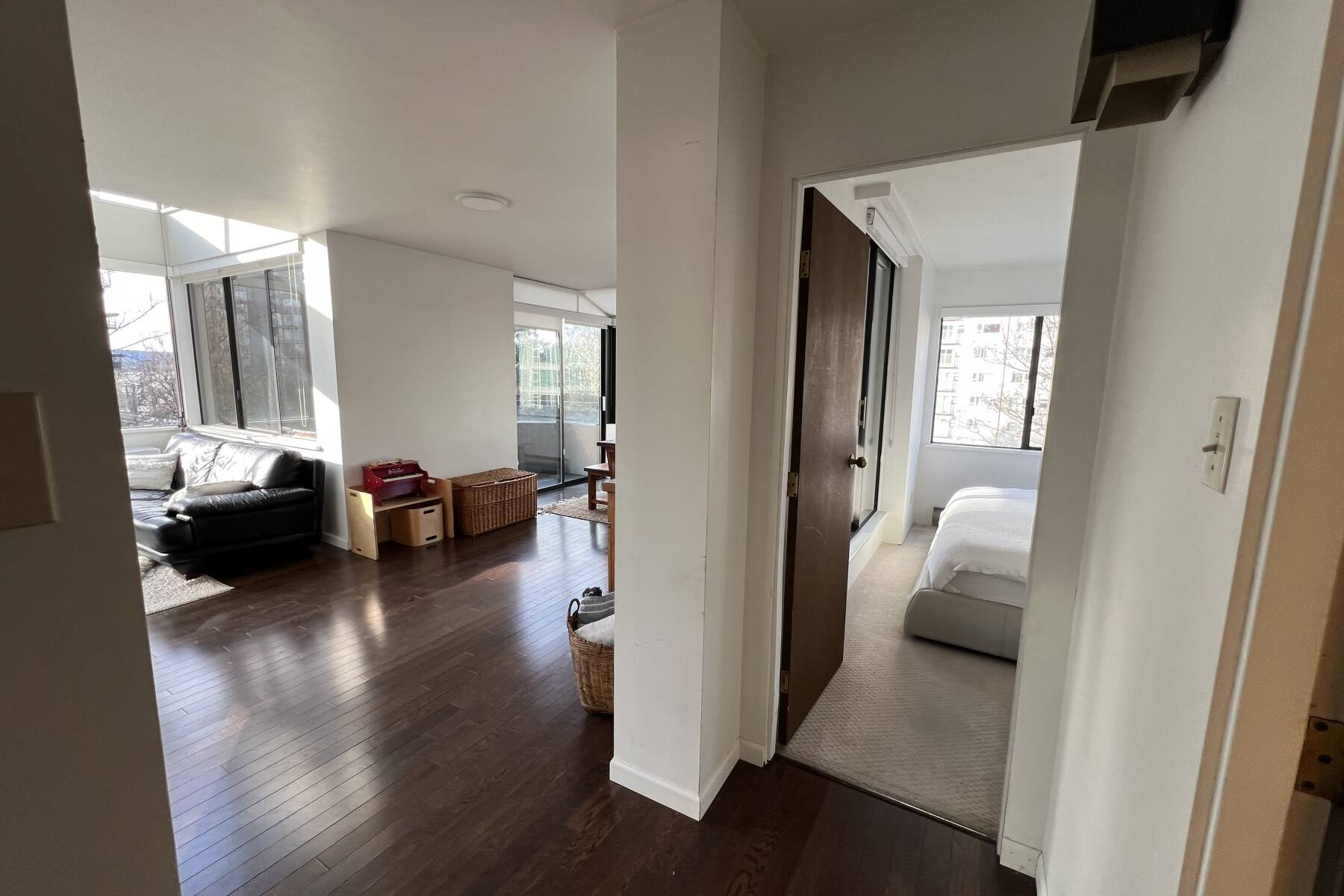 Ocean-View Loft | West End | 2 Bed + 2 Bath | Furnished