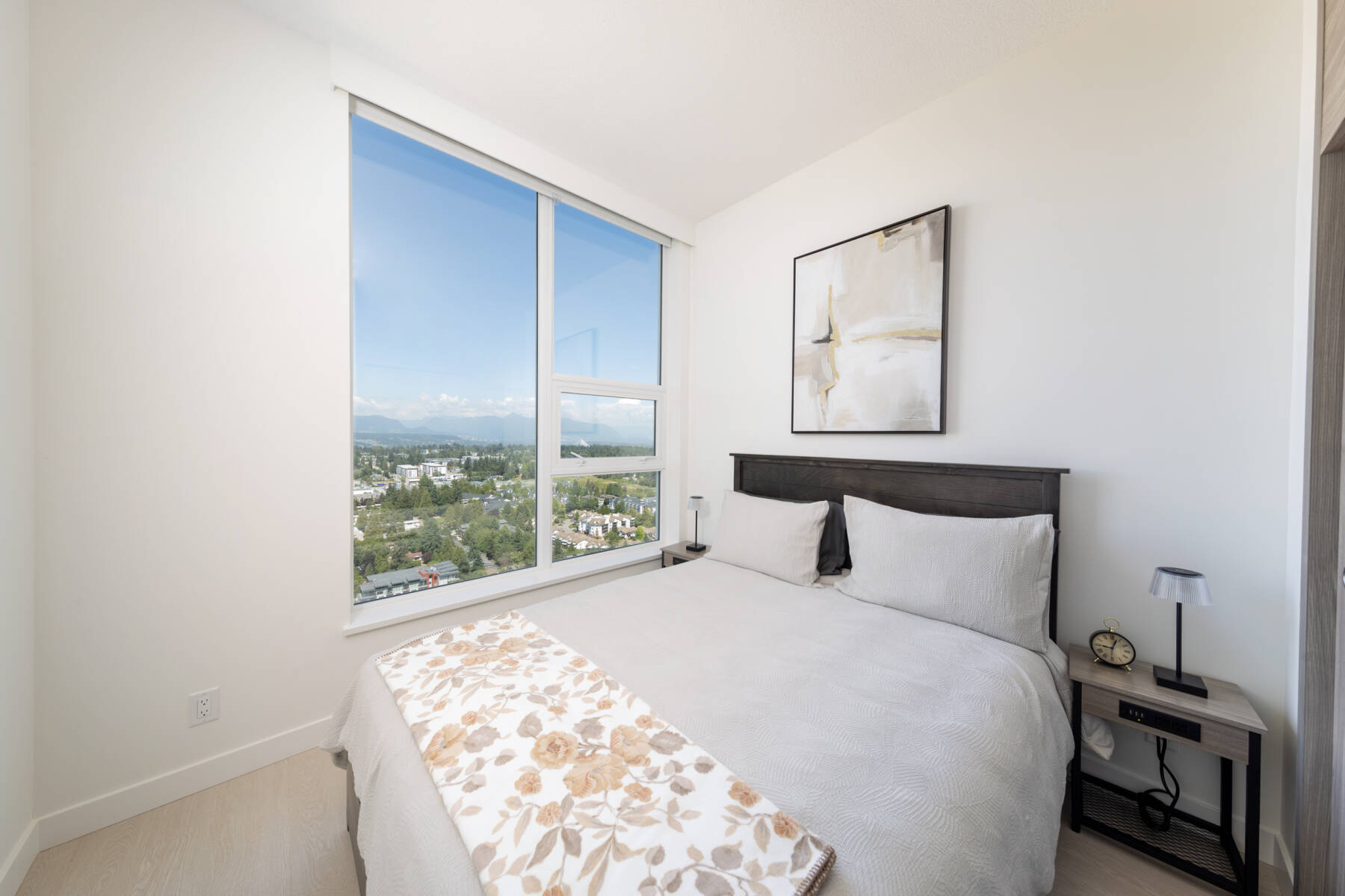 Luxury Penthouse 3 Bedroom | Pool Hot Tub Gym