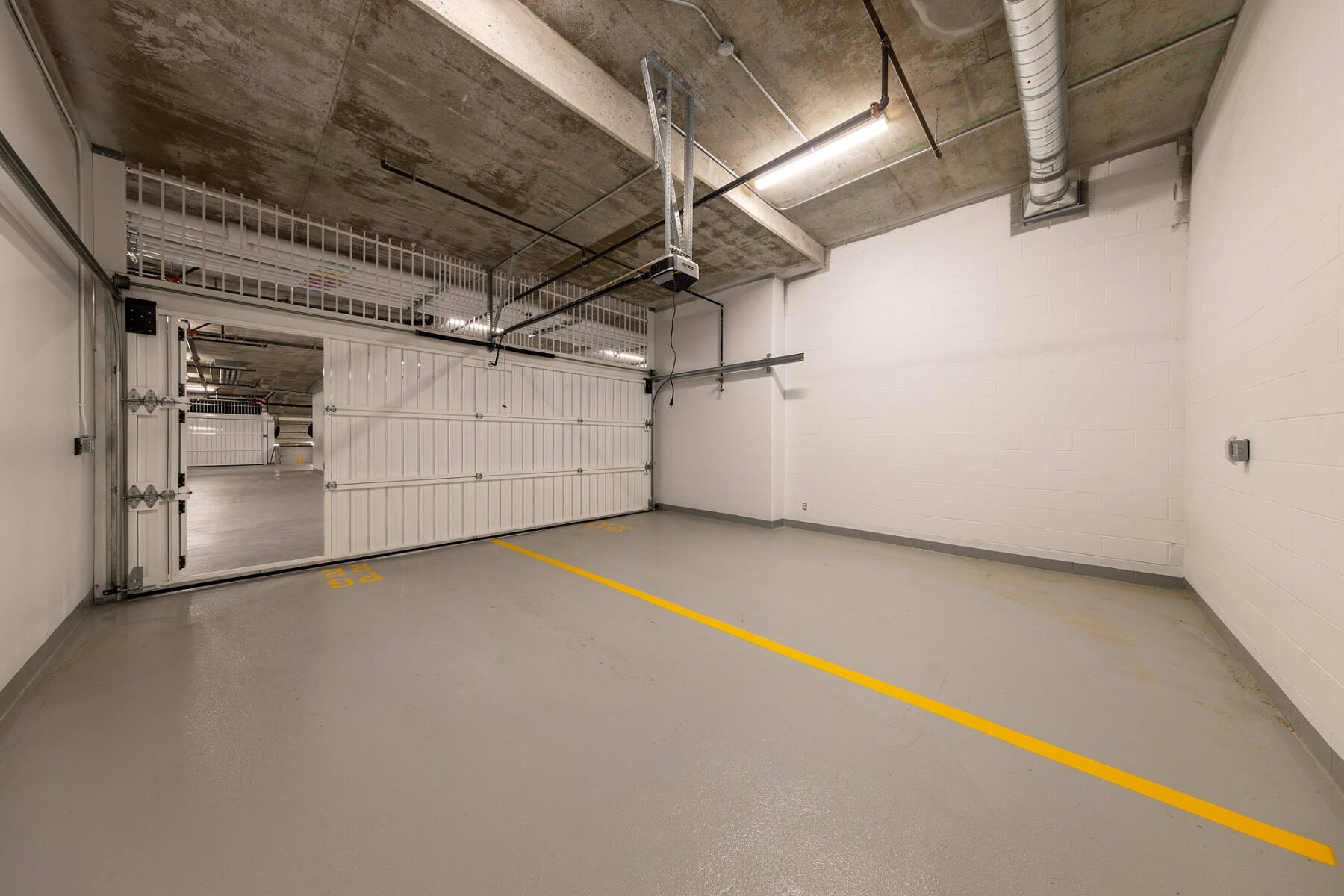 Luxury Penthouse 3 Bedroom | Pool Hot Tub Gym