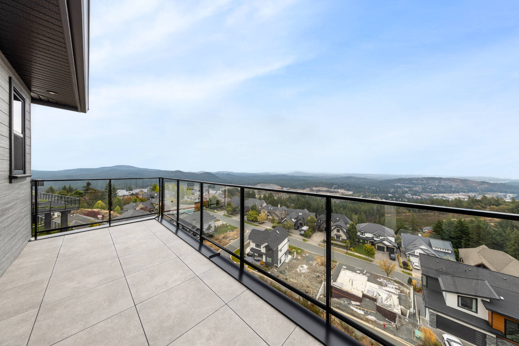 Bear Mountain Luxury Four-Bedroom House