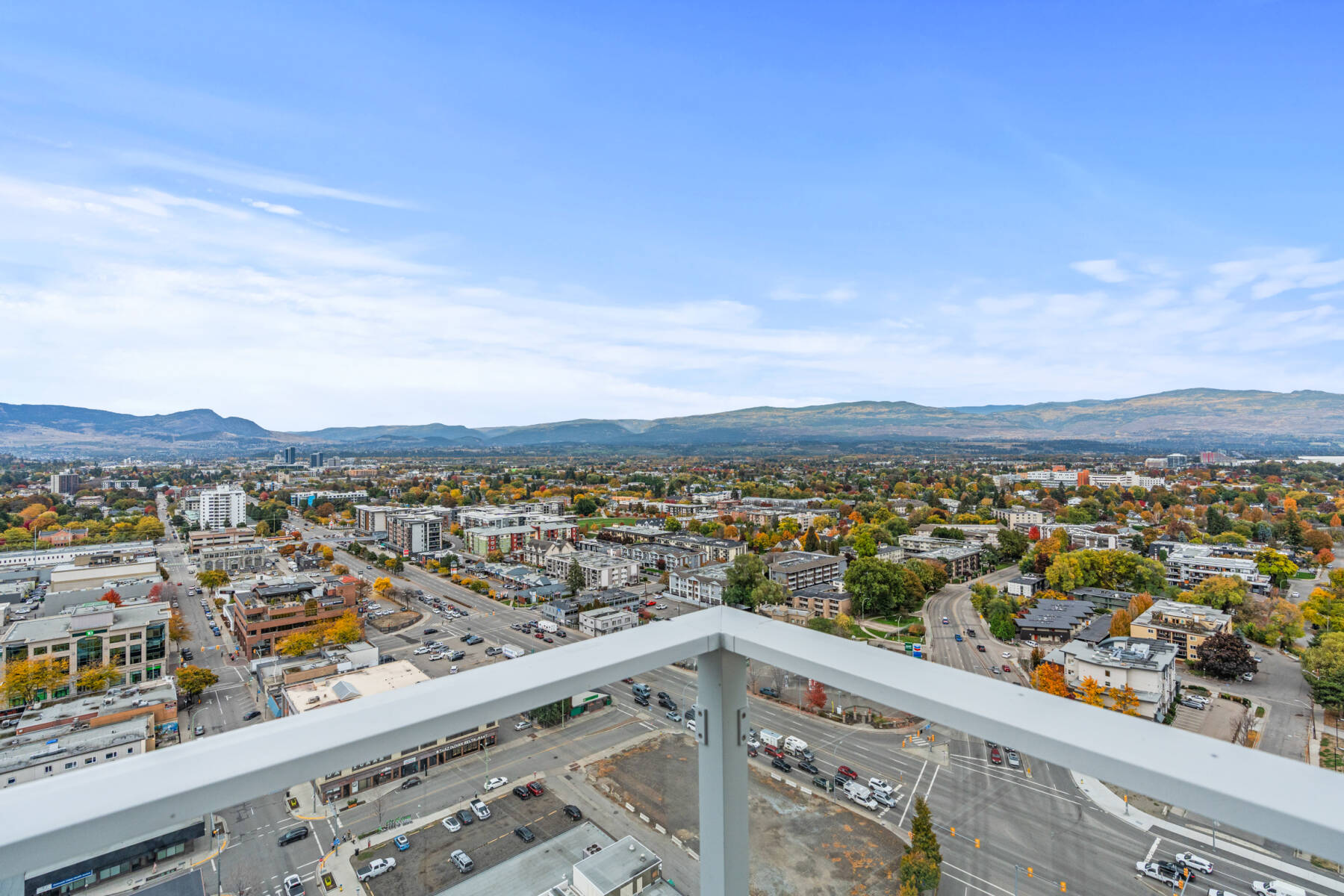 New Modern Lakefront Condo with stunning Water View