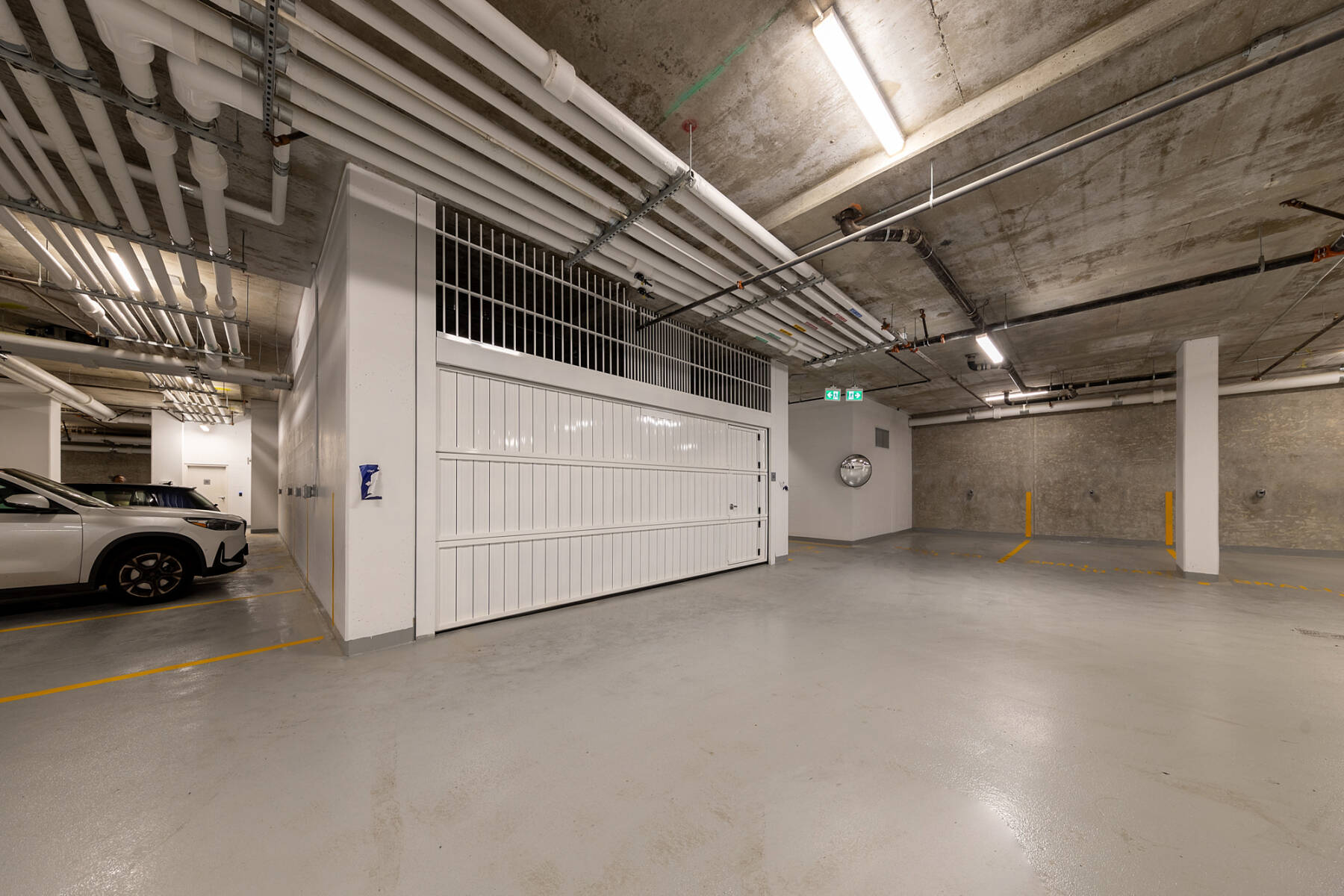 Luxury Penthouse 3 Bedroom | Pool Hot Tub Gym