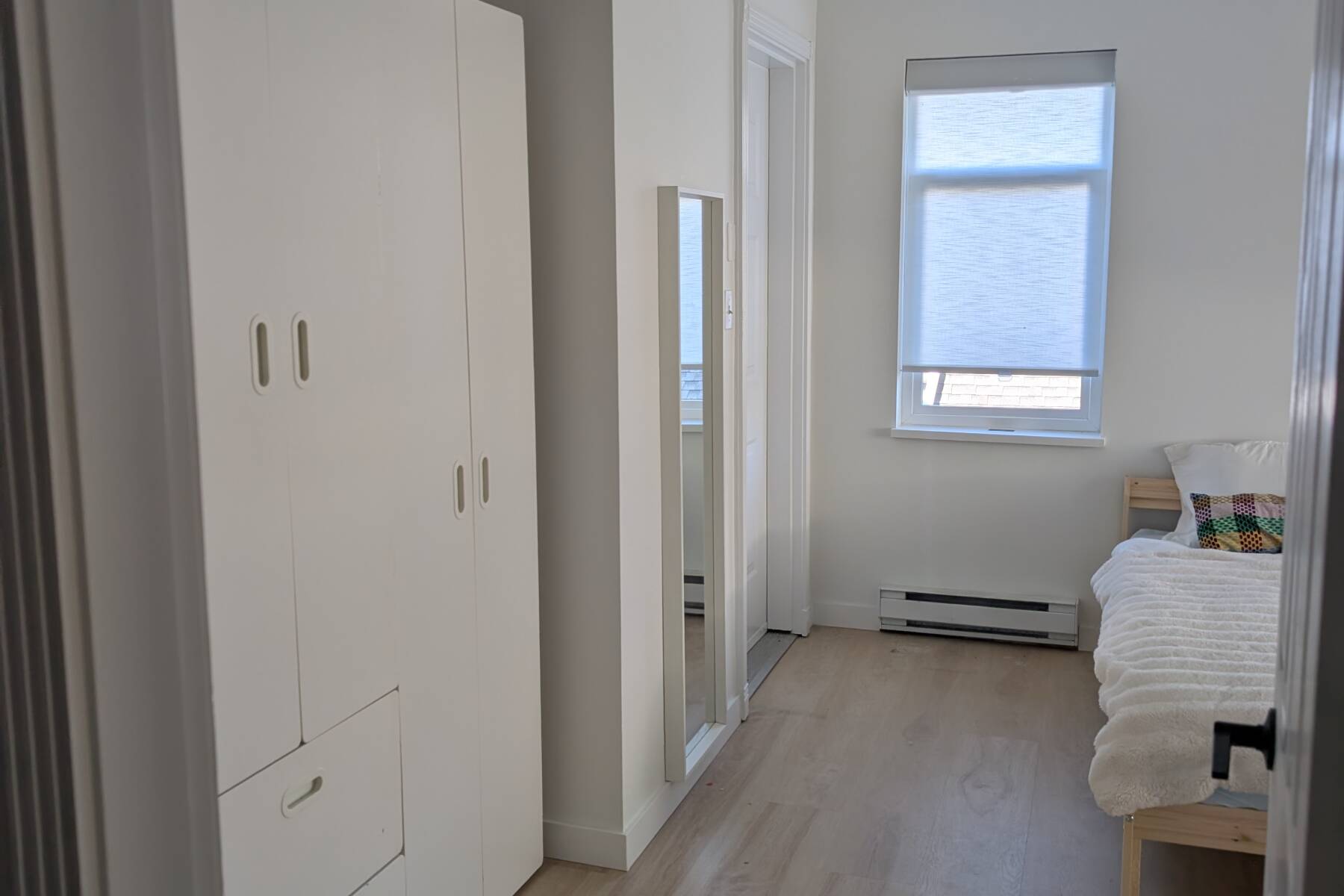 A Peaceful Uptown Towhouse Retreat (Pet Friendly)