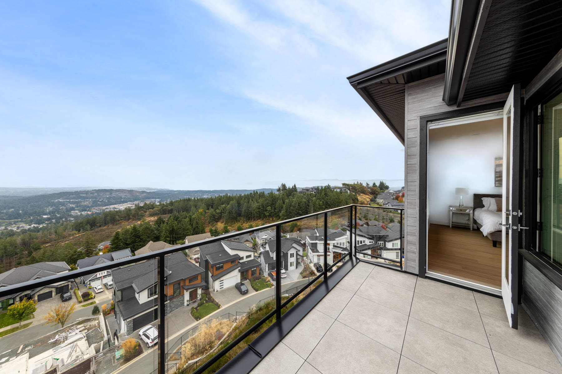 Bear Mountain Luxury Four-Bedroom House