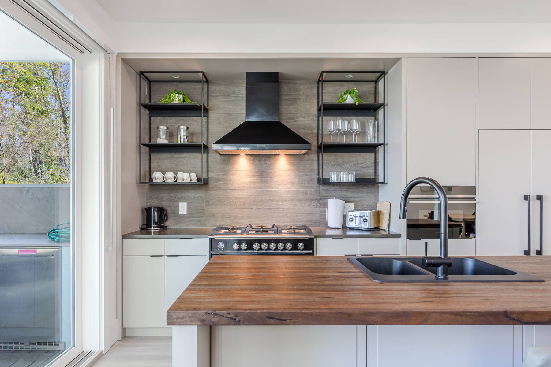 Summerland Beachfront Luxury | Pool Hot Tub & Gym