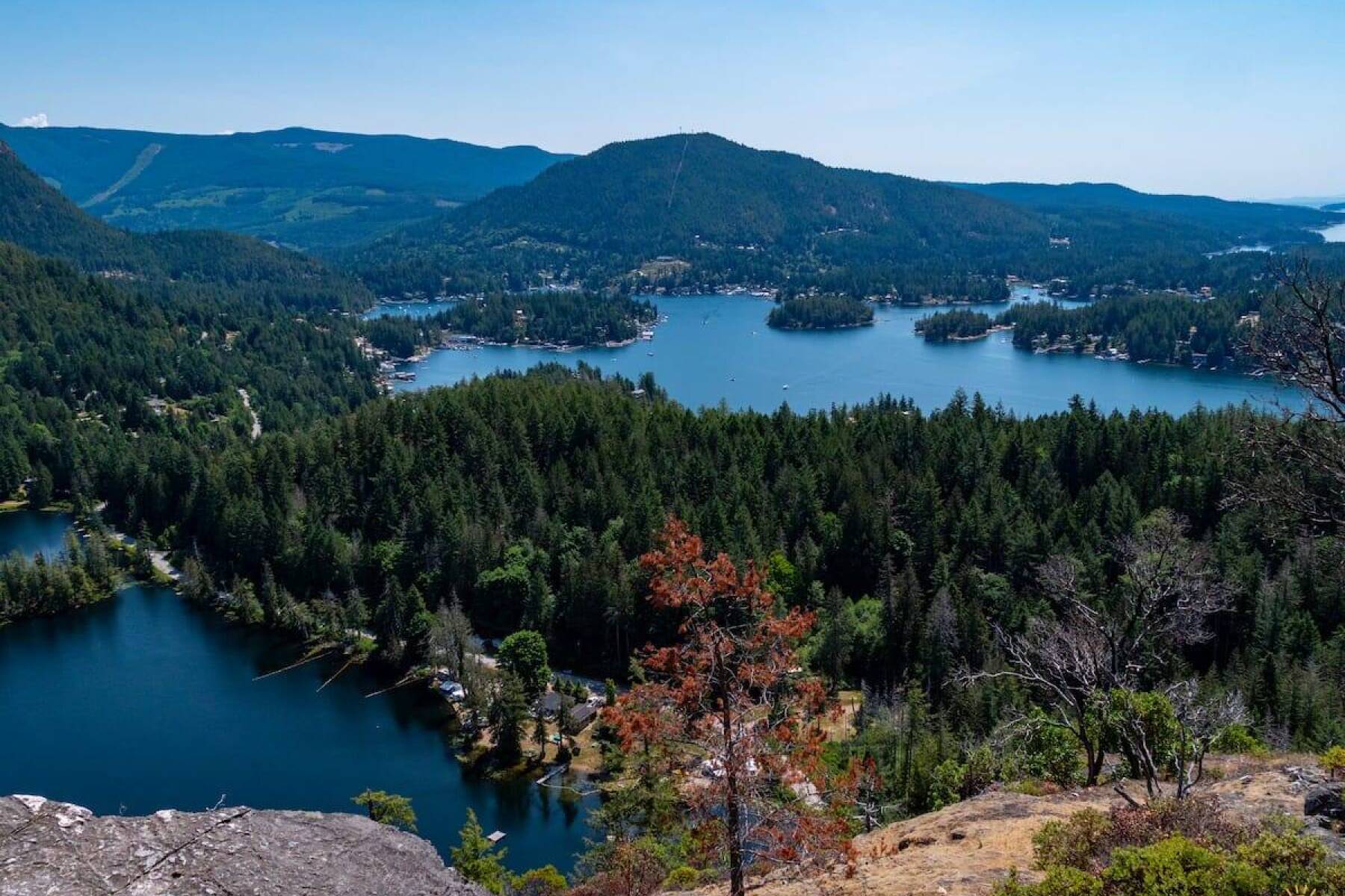 Bear Mountain Luxury Four-Bedroom House