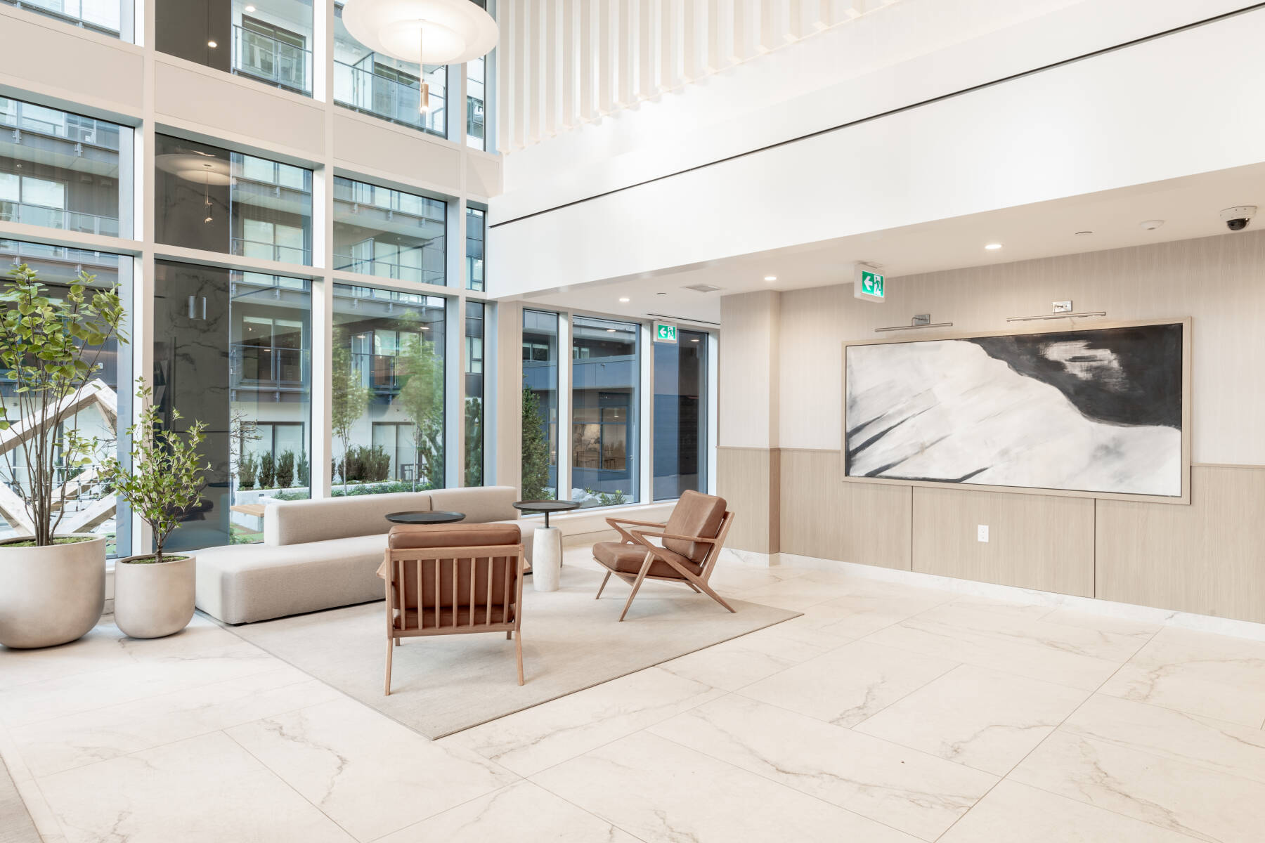 Relaxing Riverside 2BR Near Shops & Parks