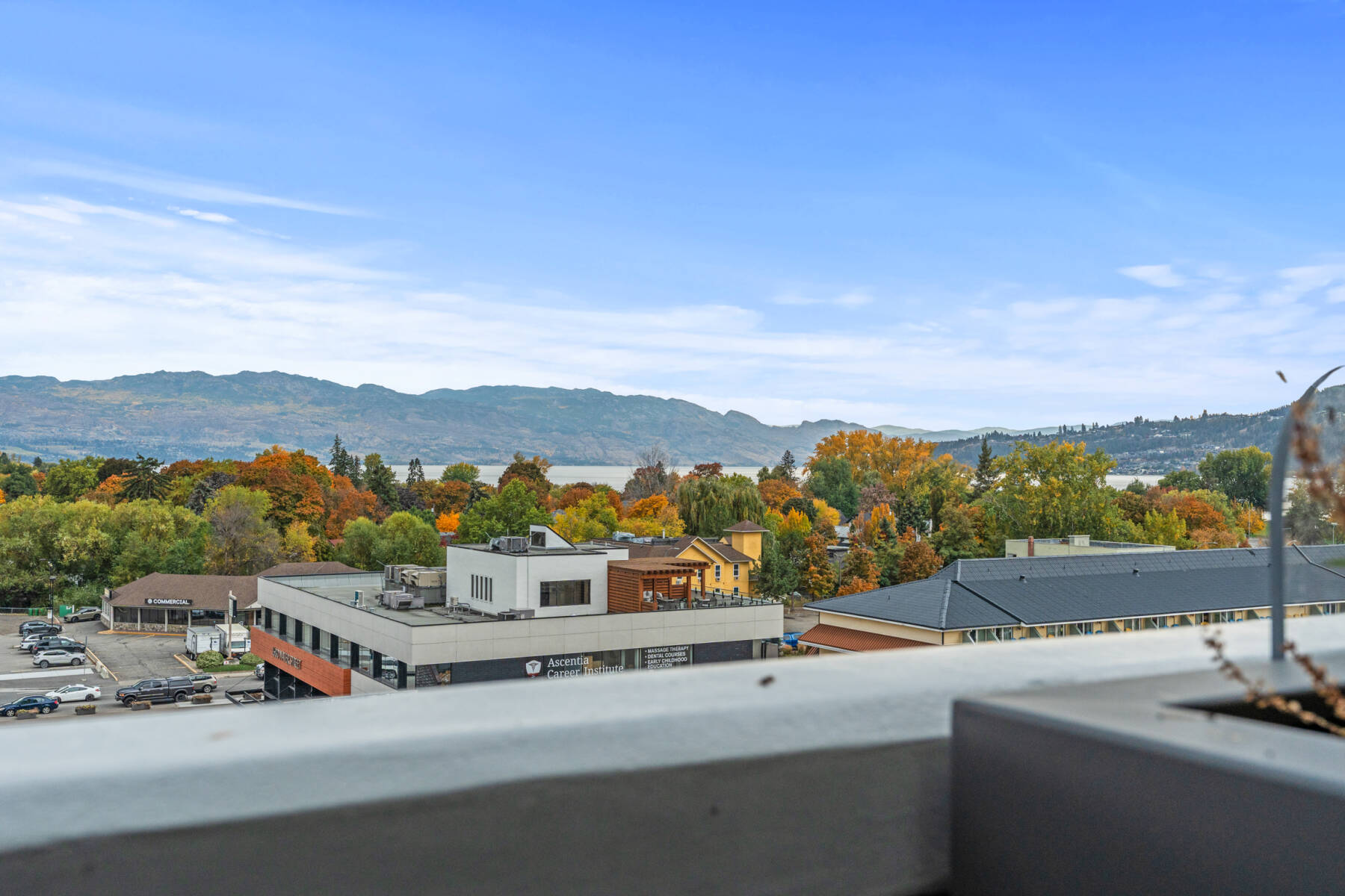 New Modern Lakefront Condo with stunning Water View