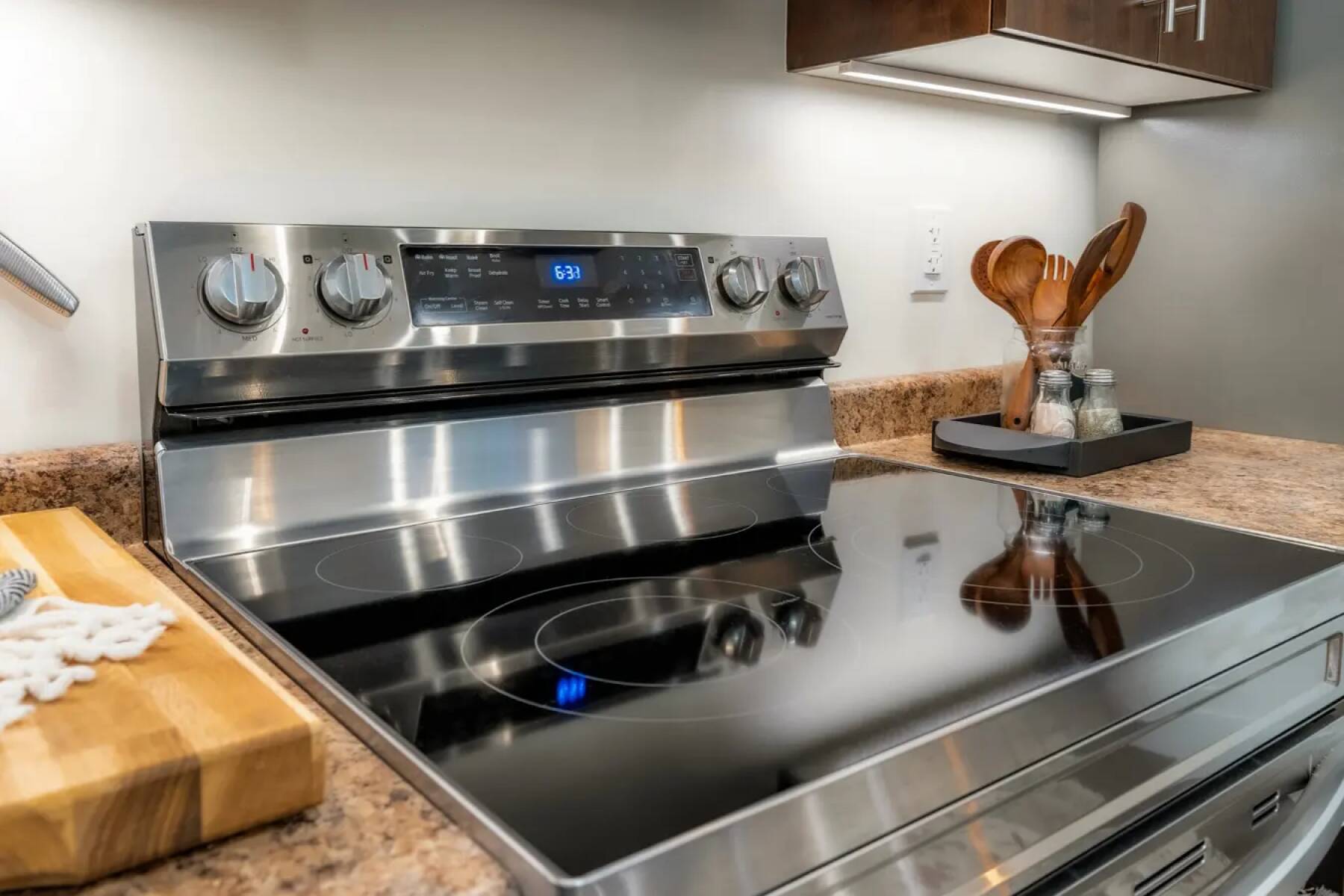 The Clayton Heights Studio Suite