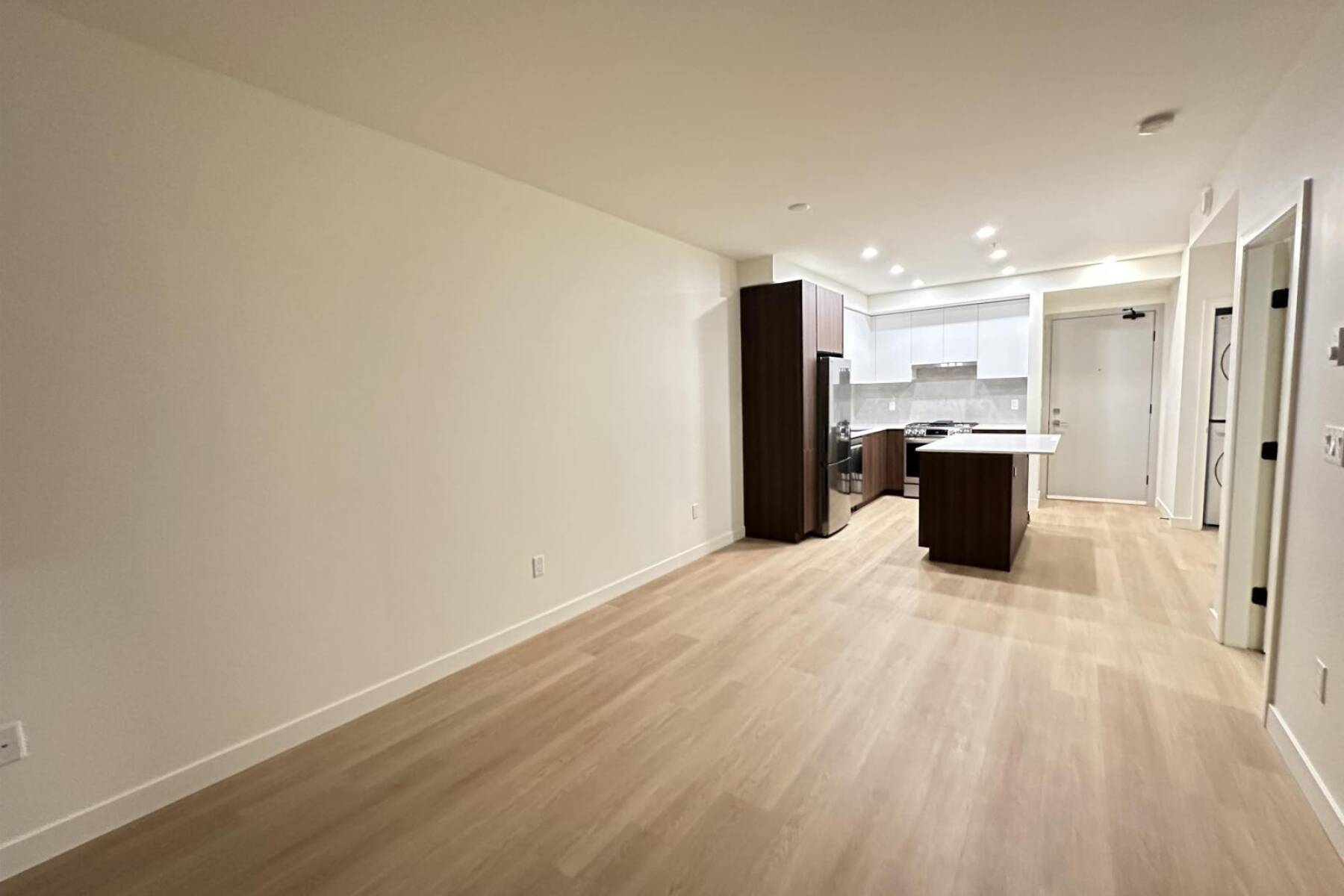 The Langley Smug Perch