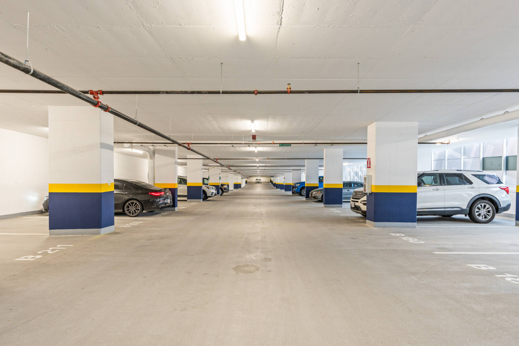 New Modern Lakefront Condo with stunning Water View