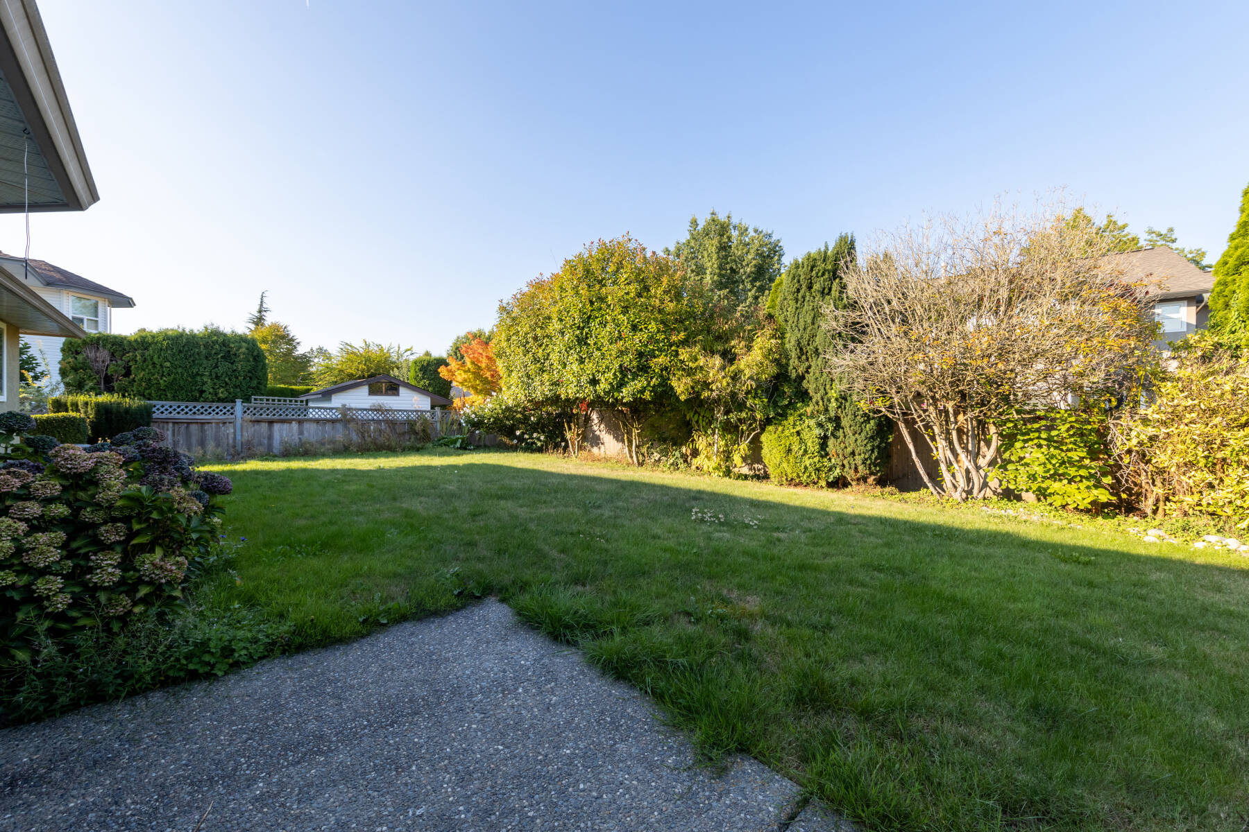 The Langley Courtyard Home | 2BR, 2BA for 6 Guests