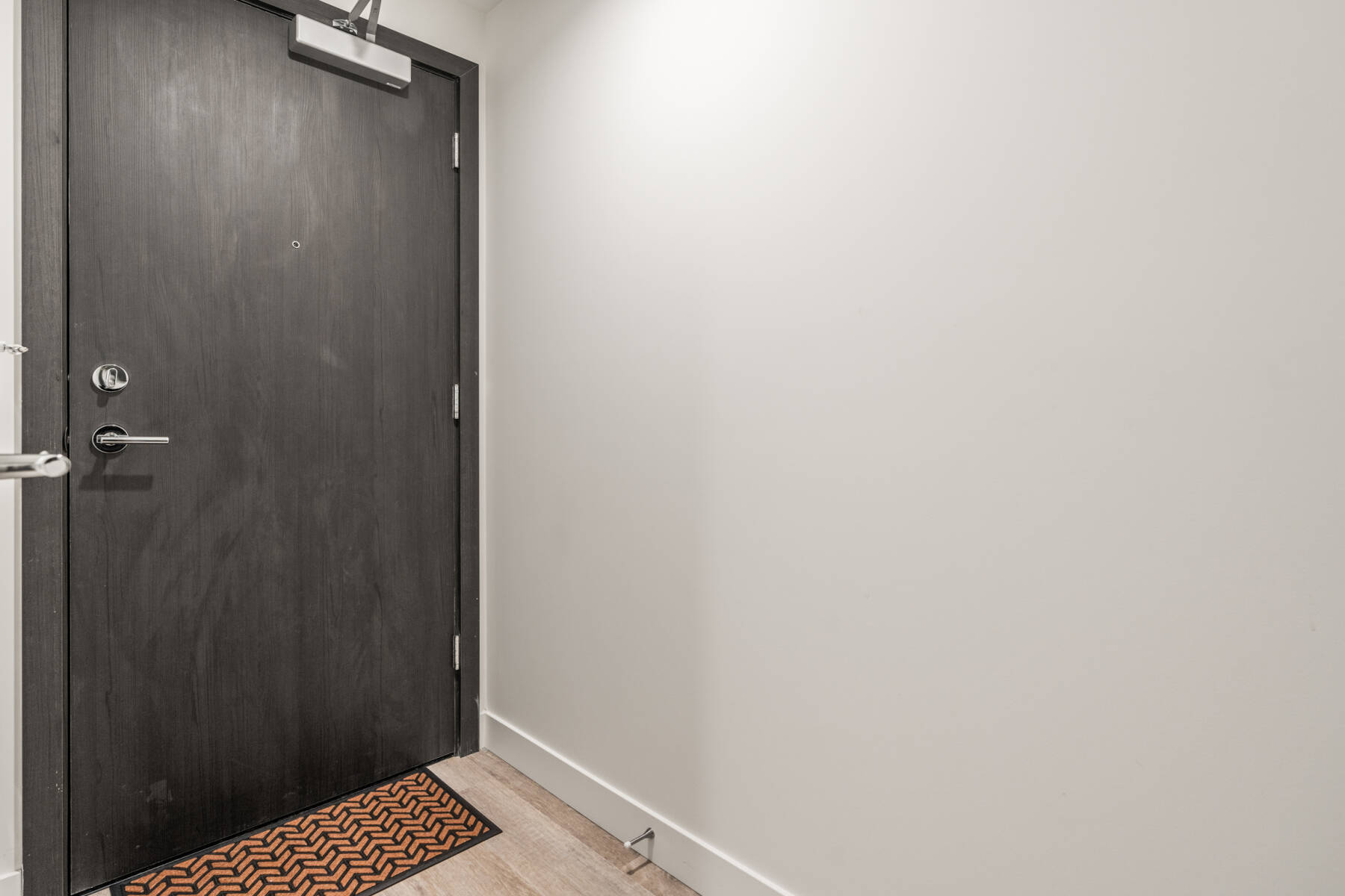 New Modern Lakefront Condo with stunning Water View