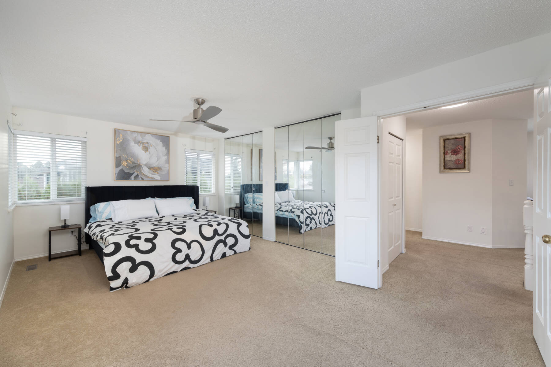 Spacious Home Close to Airport