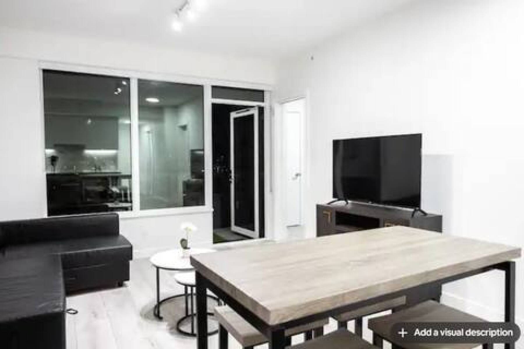 Surrey/Gateway Skyline Views 2 Bed 2 Bath