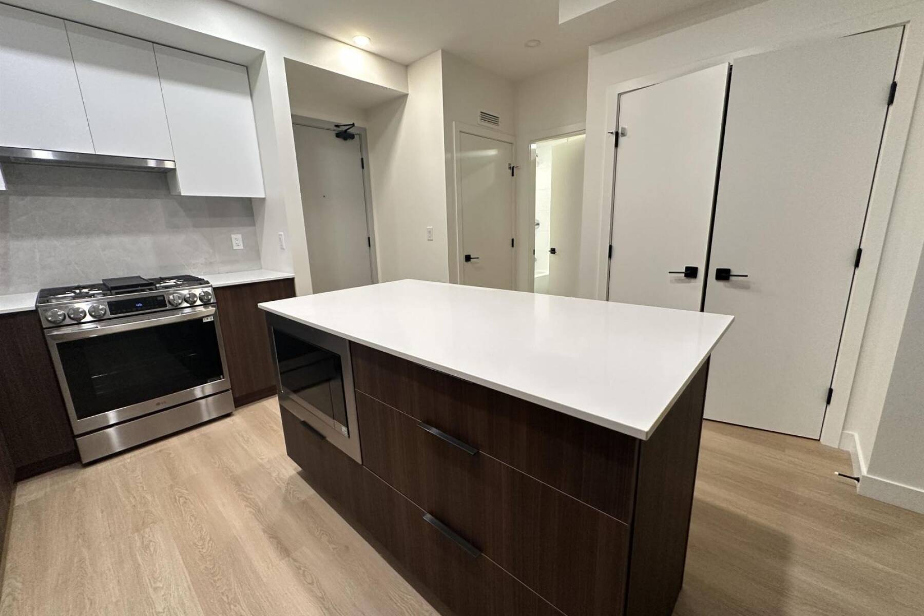 The Langley Smug Perch