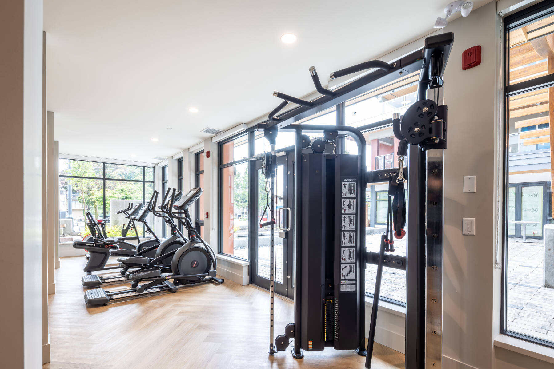 Surrey’s Urban Campus Oasis – Walk to SFU/KPU