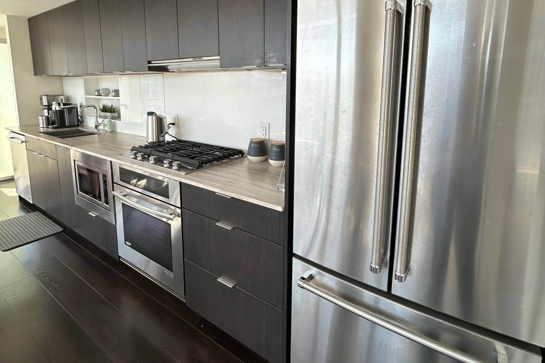 Furnished 1Bed + Office + Den in Olympic Village