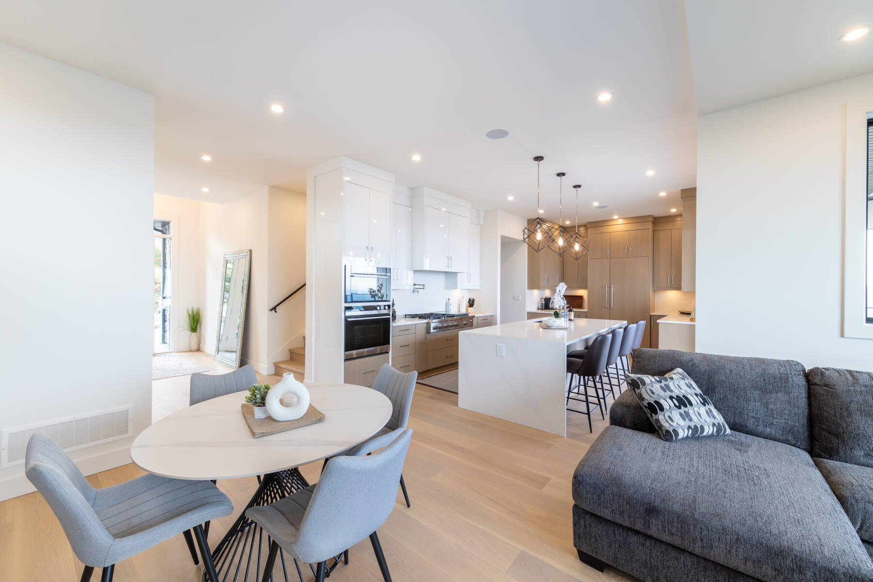 Bear Mountain Luxury Four-Bedroom House