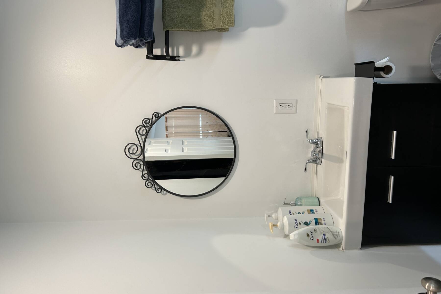 Private Self-Contained Studio Suite, Shared Pool/Hot Tub