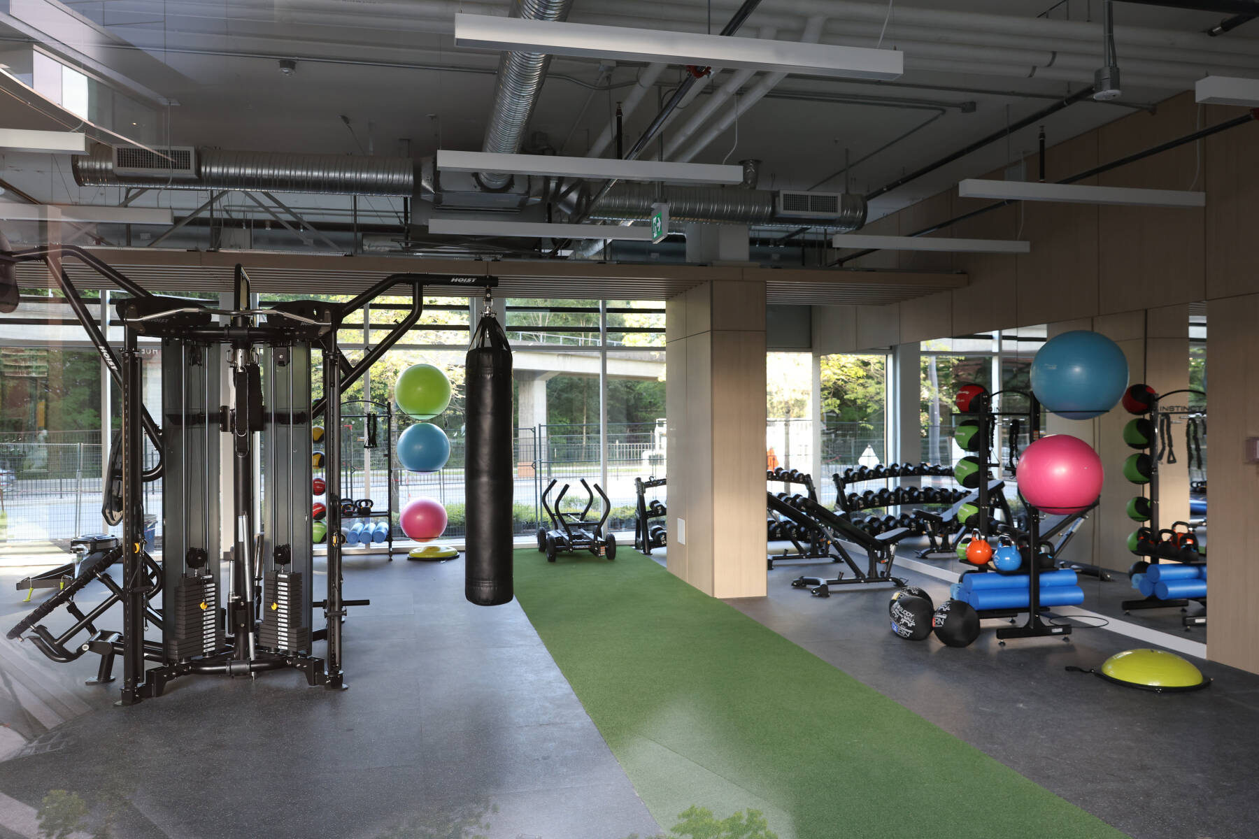 SkyTrain-Connected Modern Condo at The Hub