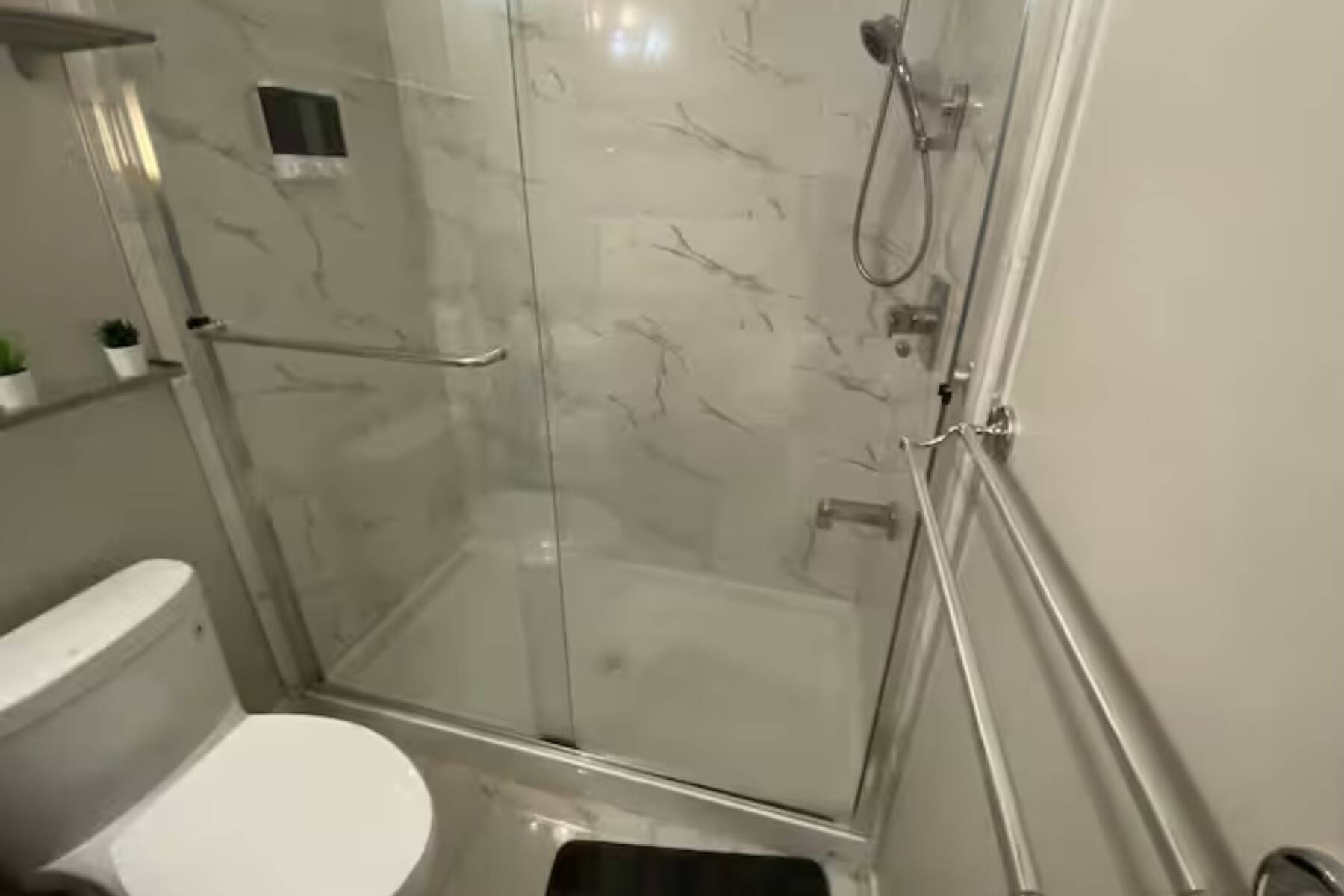 Best Kept Secret Studio in Fleetwood, Surrey BC