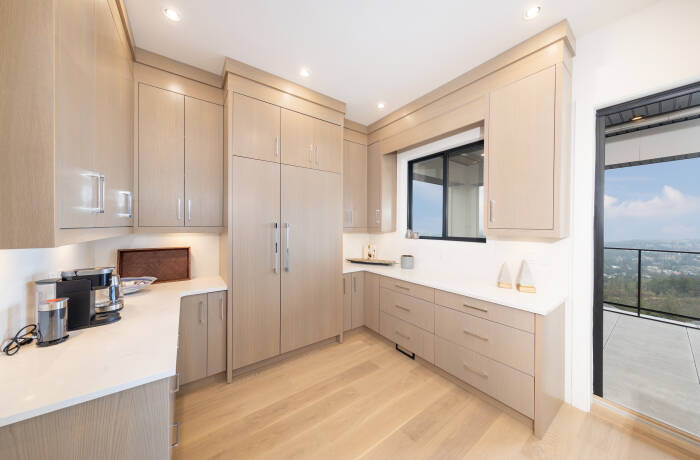 Fully-equipped Kitchen