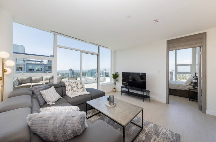 Luxury Penthouse 3 Bedroom | Pool Hot Tub Gym