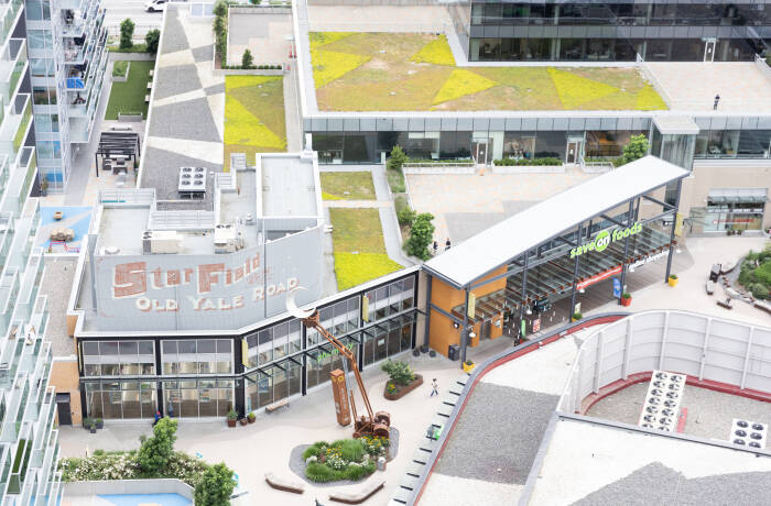 Building and Amenities