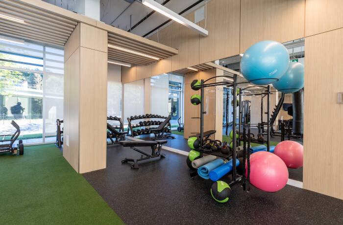 Building and Amenities