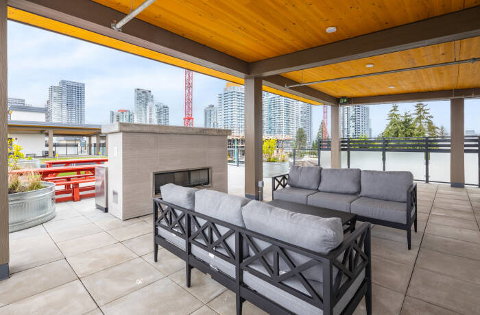 Building and Amenities