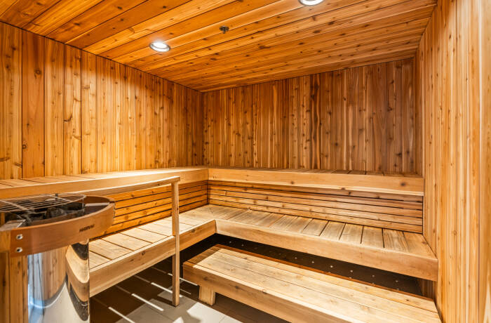 Building and Amenities