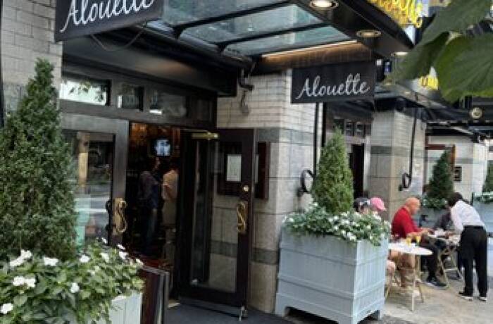 Restaurants Near Butterfly (Downtown Vancouver)