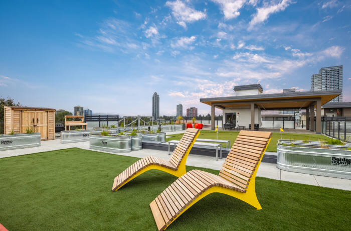 Building and Amenities