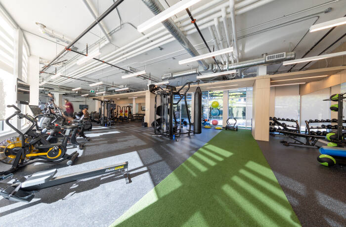 Building and Amenities