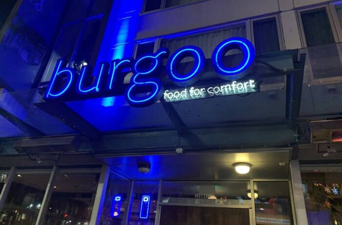 Restaurants Near Butterfly (Downtown Vancouver)