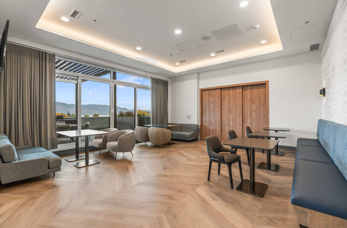 Building and Amenities