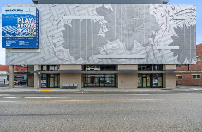 Building and Amenities