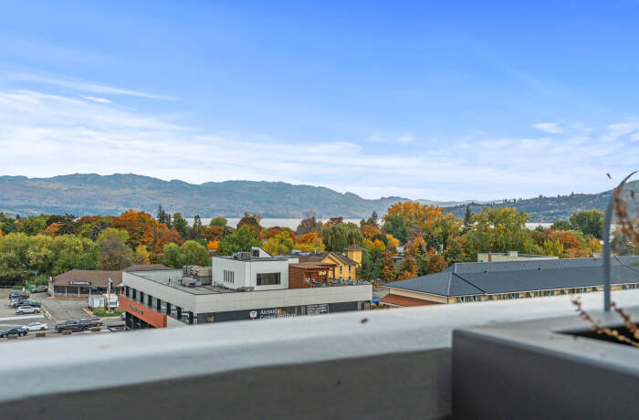 Building and Amenities