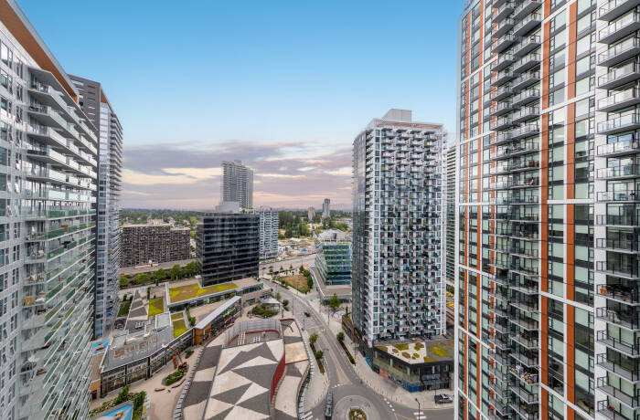 Building and Amenities