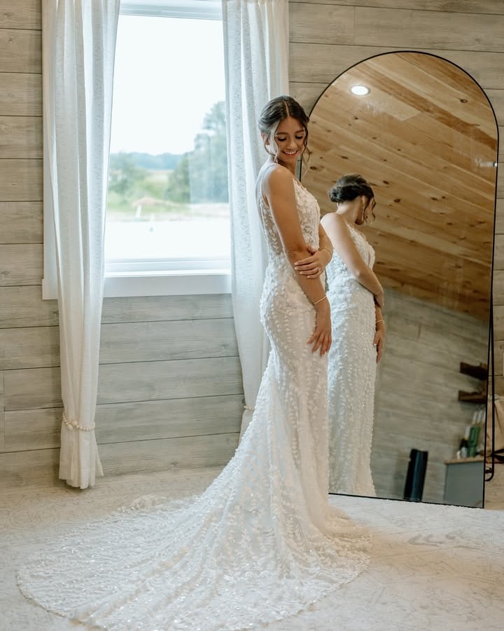 Kaylee - Real Vayda Jane Bride