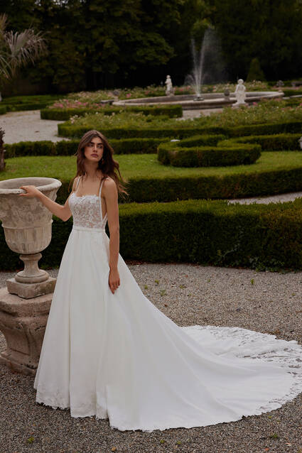 Justin Alexander Style 88392 wedding dress