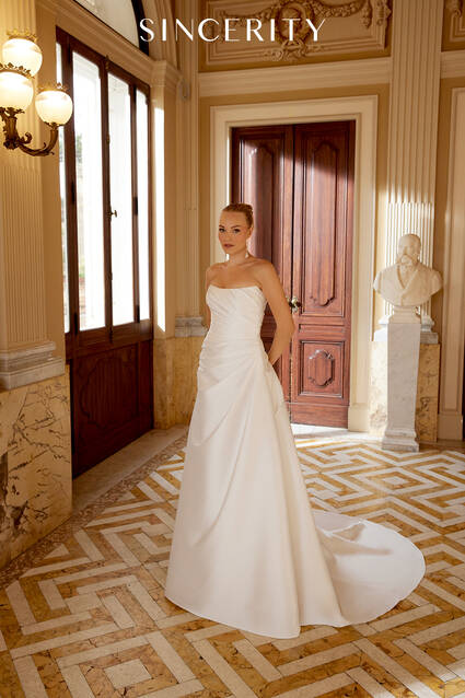 Justin Alexander Style 44611 wedding dress