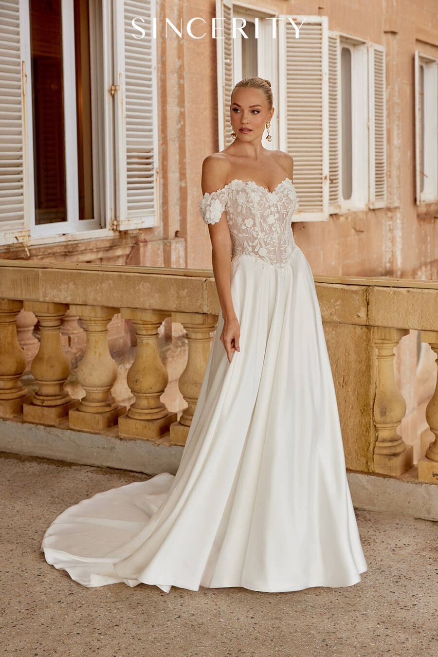 Justin Alexander Style 44617LNDZ wedding dress