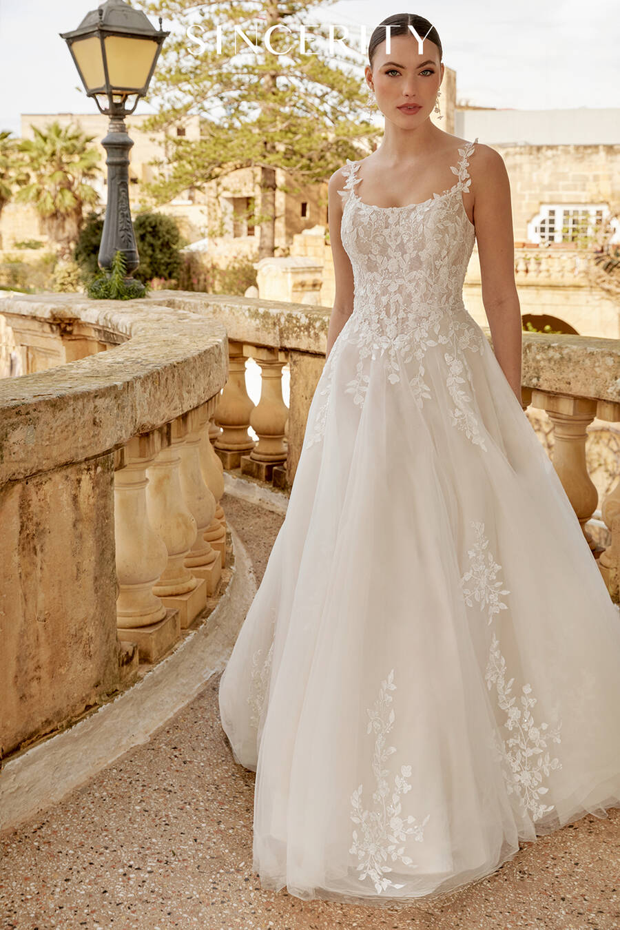 Justin Alexander Style 44618LND wedding dress