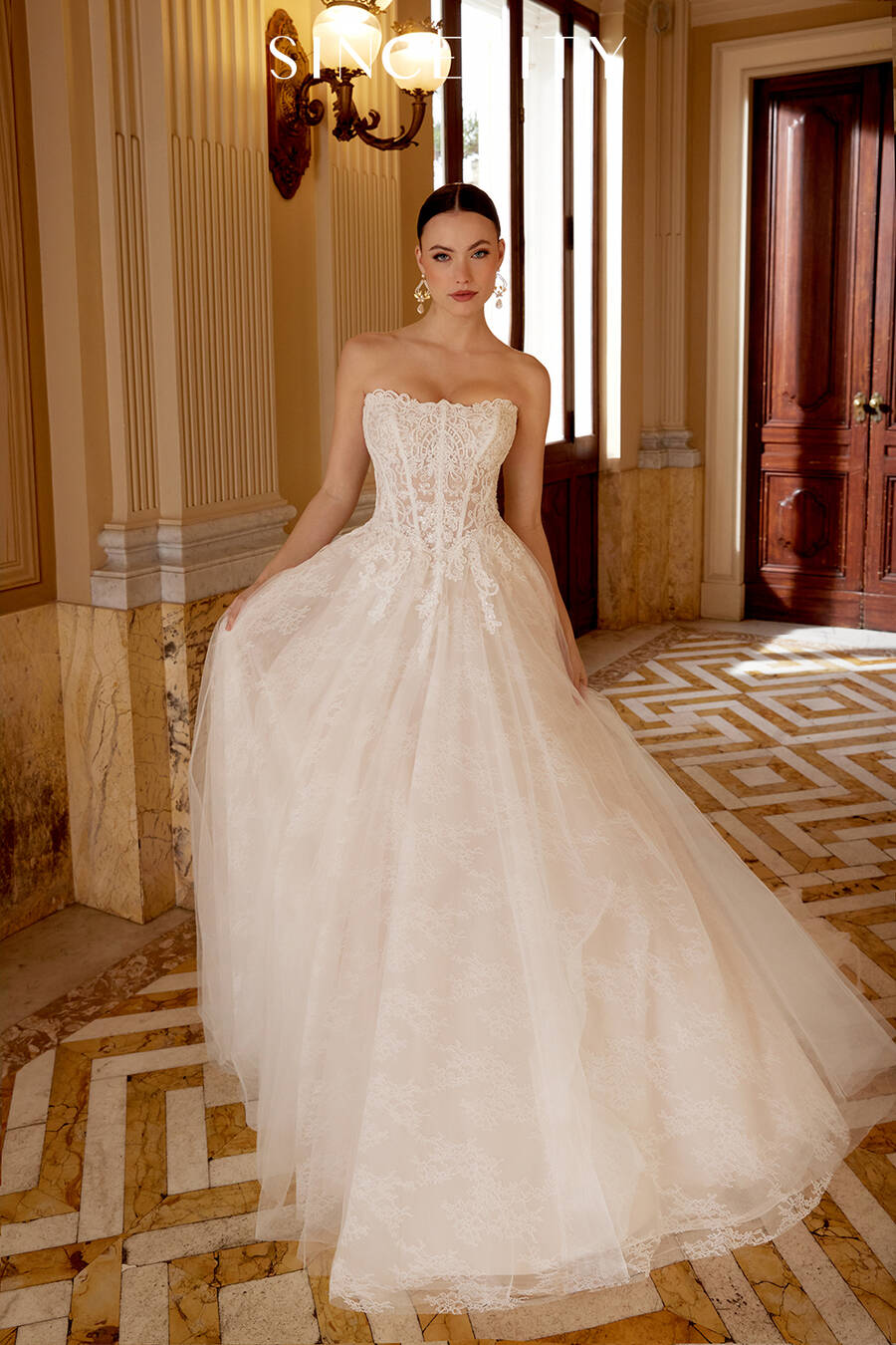 Justin Alexander Style 44620 wedding dress