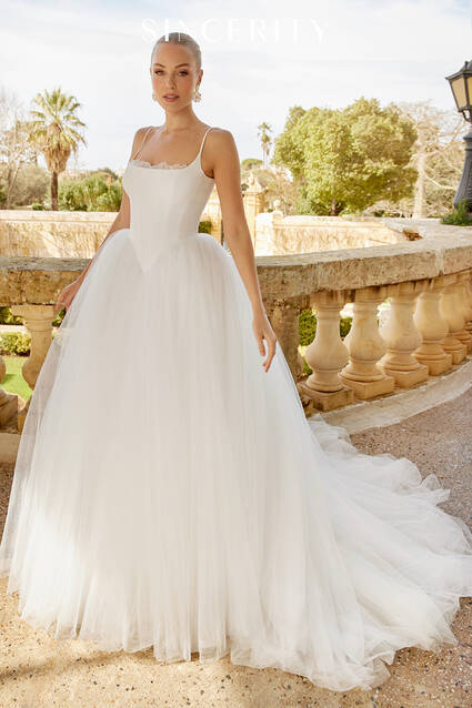 Justin Alexander Style 44624 wedding dress