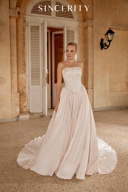 Justin Alexander Style 44628 wedding dress