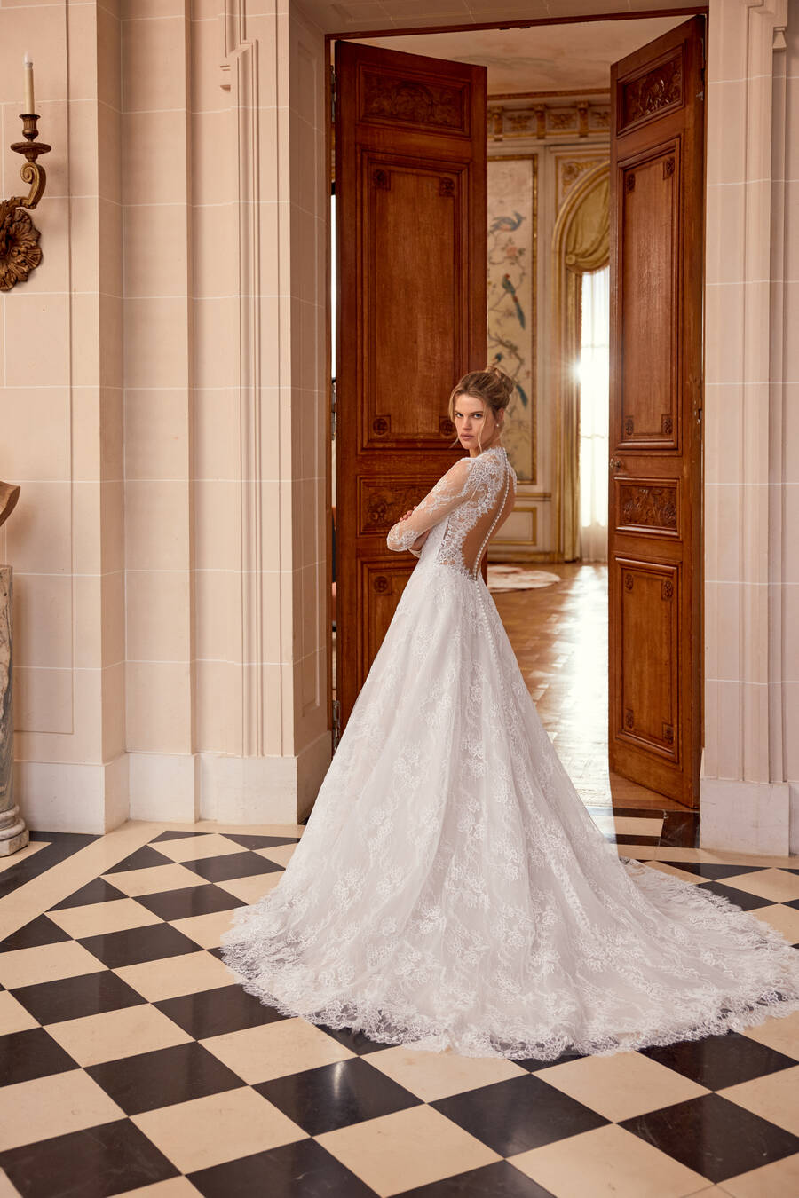 Justin Alexander Style 88557 wedding dress