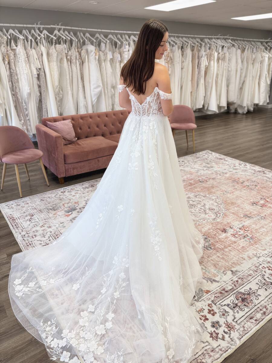 Vayda Jane Rory wedding dress